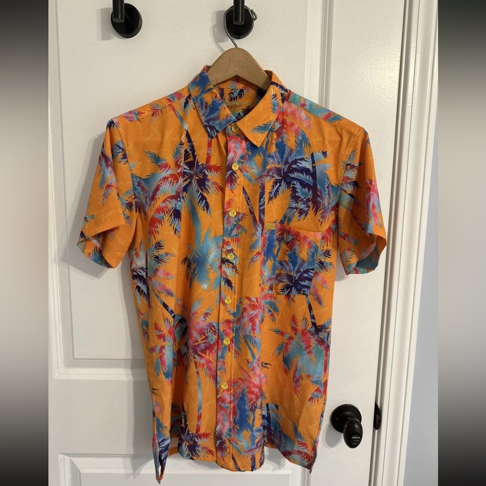 Retro Rifle AK's and Vacays Button Down Orange Short Sleeve Shirt Beach Mens M